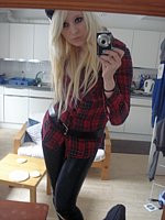 889.jpg