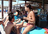 011.jpg