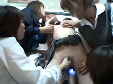 uncensored chikan lesbian