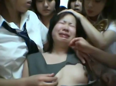 uncensored chikan lesbian
