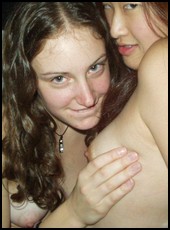 lesbian_girlfriends_000924.jpg