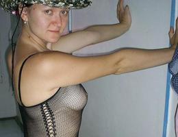 Cougar Milf Hot Ass gal Image 8