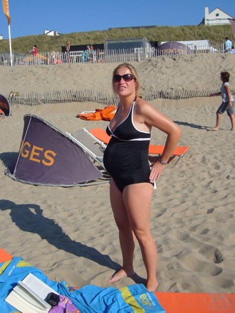 Pregnant Girls Photos