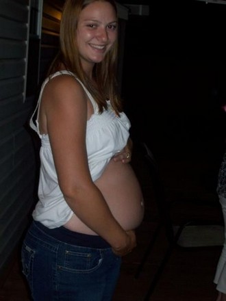 Pregnant Girls Photos
