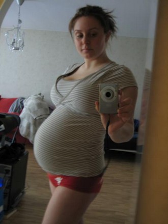 Pregnant Girls Photos