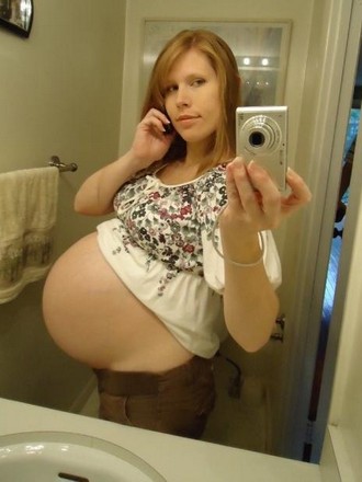 Pregnant Girls Photos