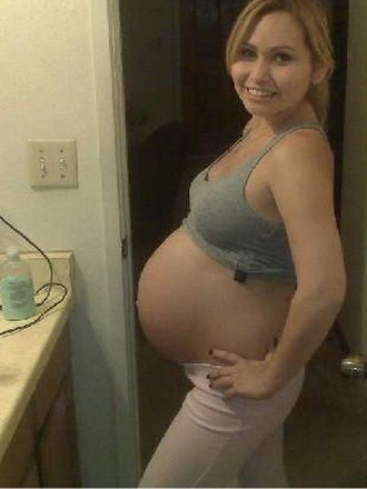 Pregnant Girls Photos