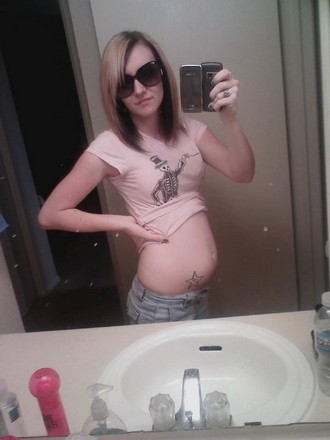 Pregnant Girls Photos