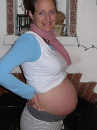 Pregnant Girls Photos