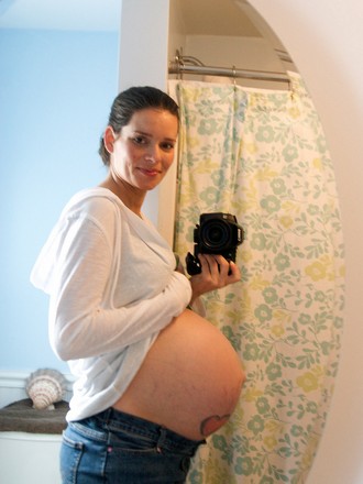 Pregnant Girls Photos