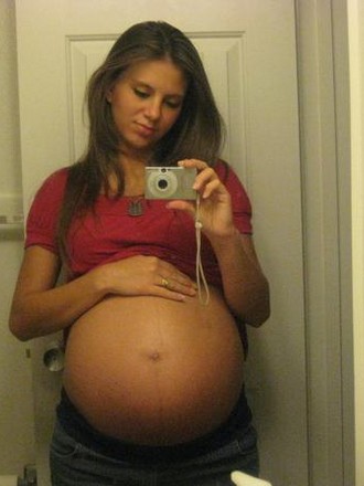 Pregnant Girls Photos