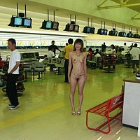 Free Sample Asian Exhibitionist Picture