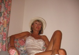 amateur mature women