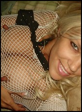 busty_girlfriends_000182.jpg
