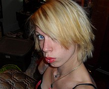 469035245.jpg